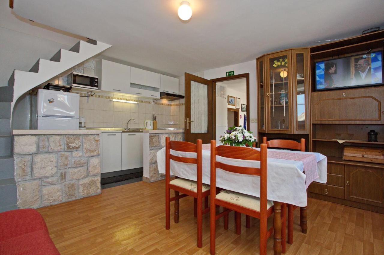 Villa House Tina Omiš Esterno foto